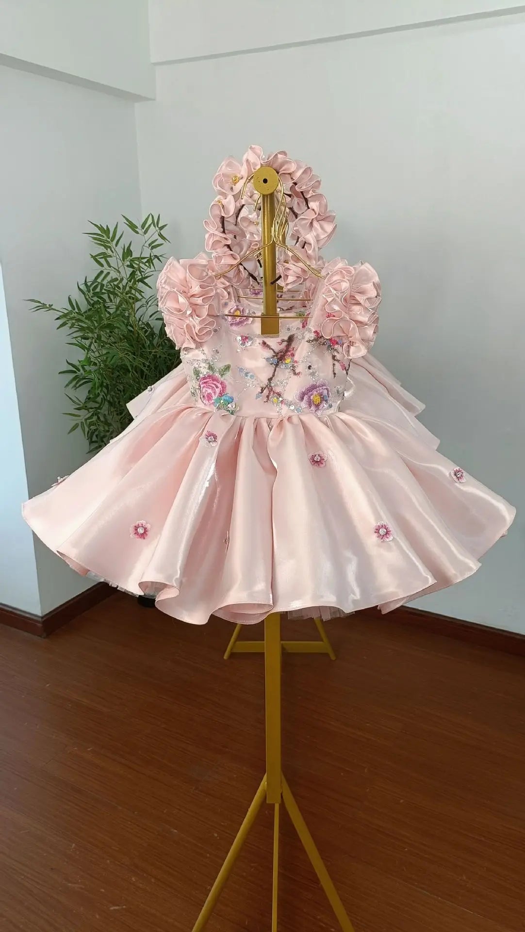New baby high-end dress is suitable for 0-4-year-old baby old party dress girl dress embroidered sweet children's clothing
